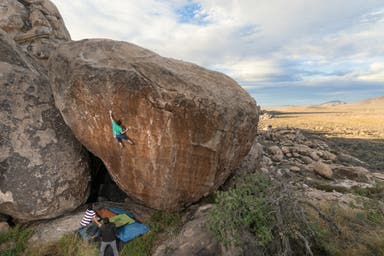 Stop Hurting Yourself. 15 Tips for Injury-Free Bouldering